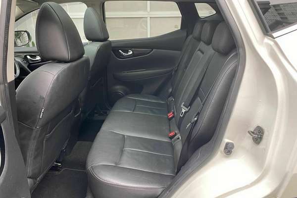 2015 Nissan QASHQAI Ti J11