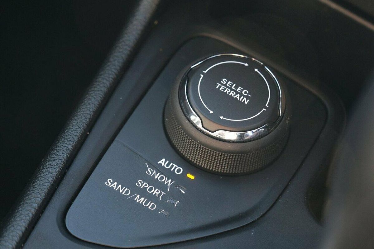 2016 Jeep Cherokee Longitude KL