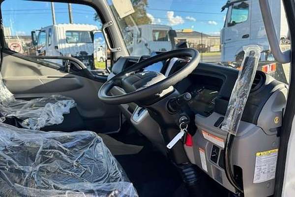 2024 Fuso Canter 815 Wide 815