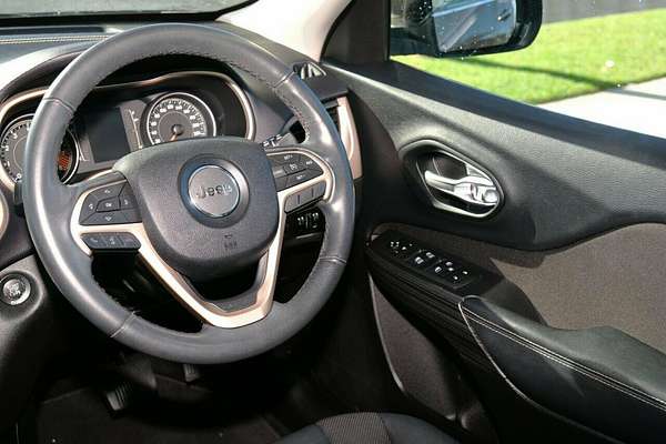 2016 Jeep Cherokee Longitude KL