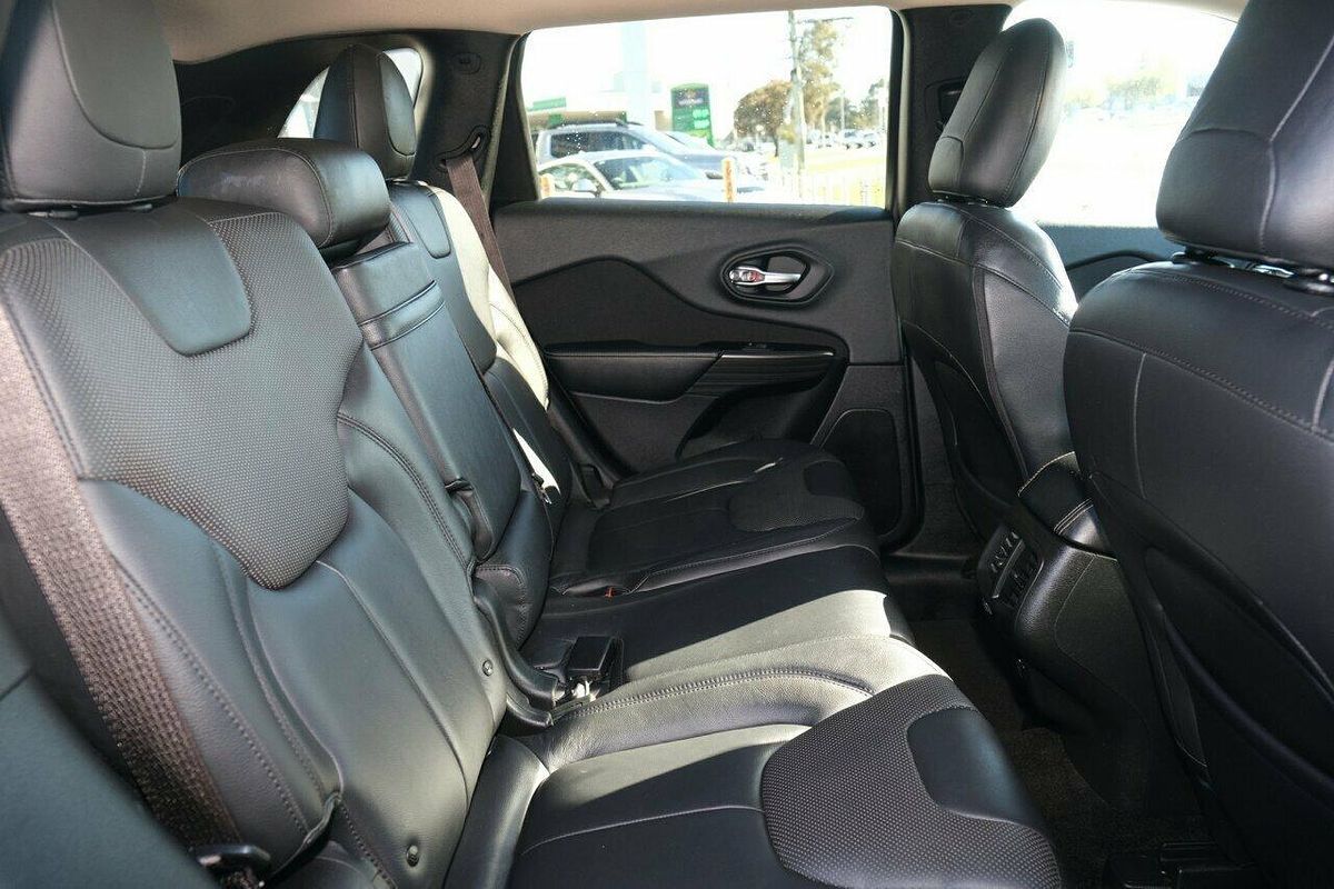 2016 Jeep Cherokee Longitude KL