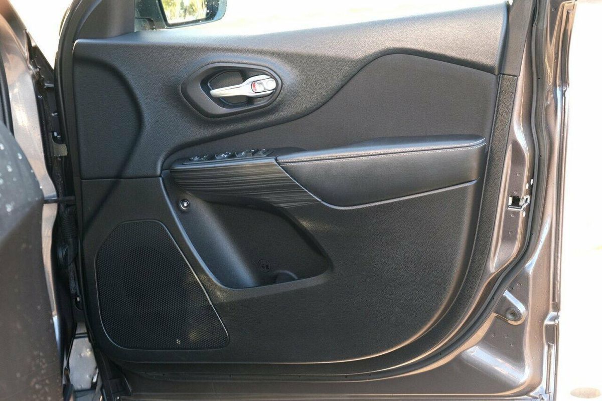 2016 Jeep Cherokee Longitude KL