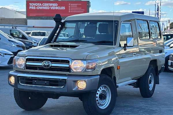 2023 Toyota Landcruiser GXL Troopcarrier VDJ78R