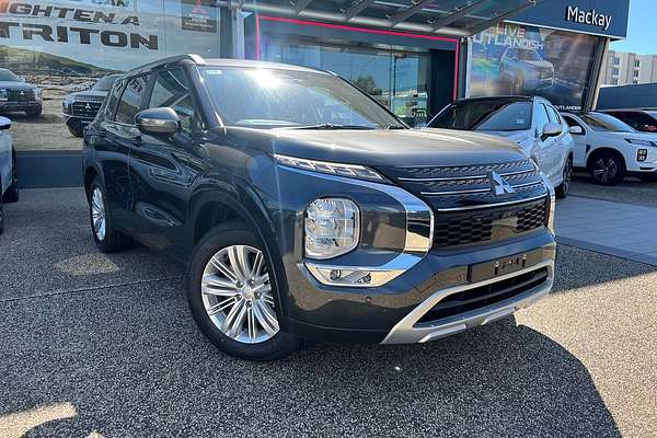2024 Mitsubishi Outlander LS ZM