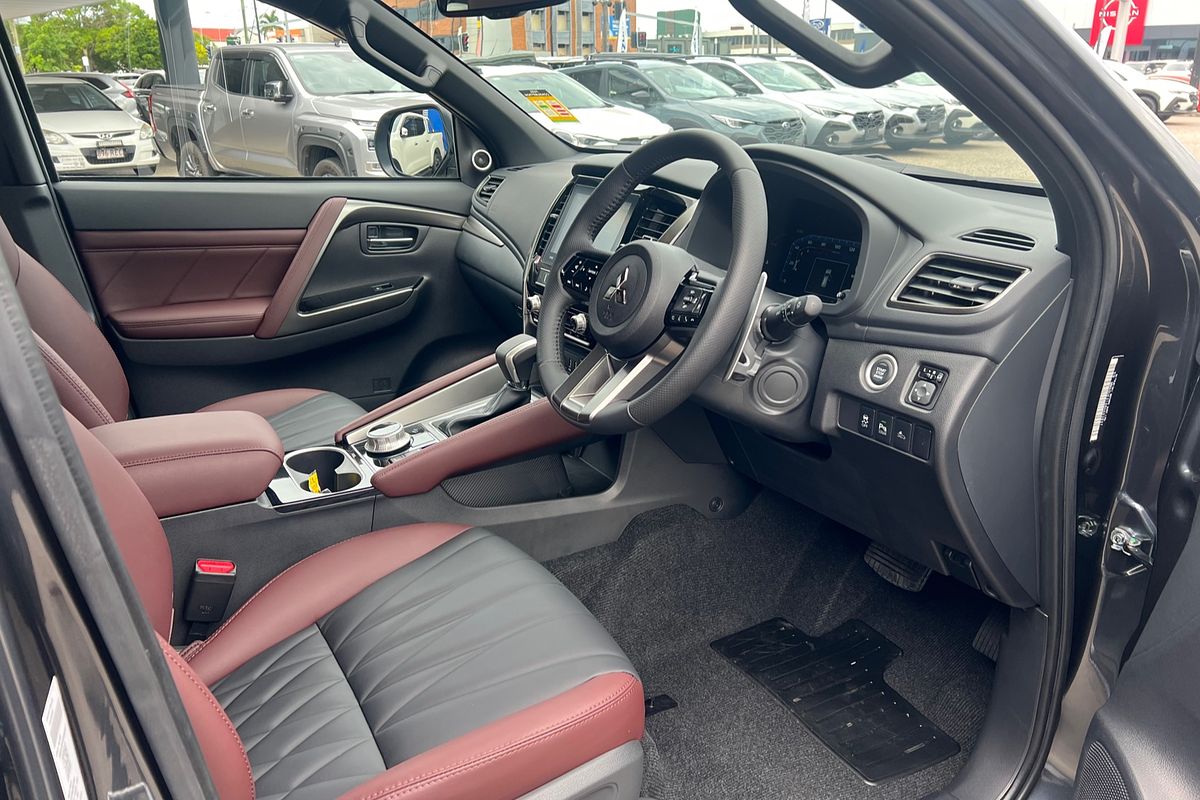 2024 Mitsubishi Pajero Sport GSR QG