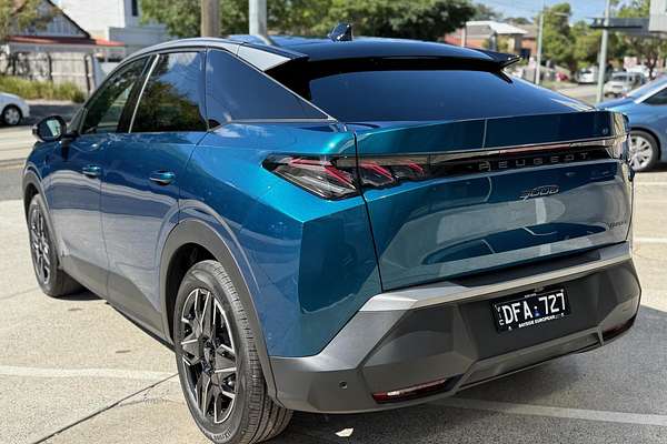 2025 Peugeot 3008 GT Premium Hybrid P64