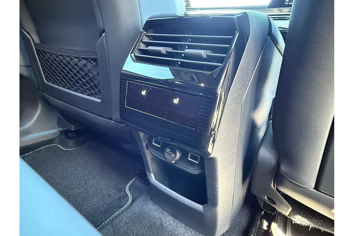 2025 Peugeot 3008 GT Premium Hybrid P64