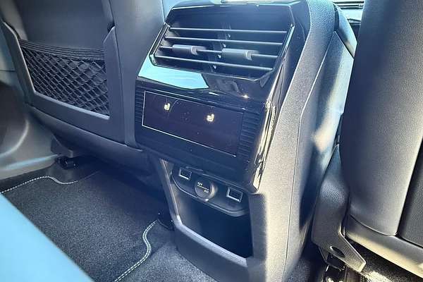 2025 Peugeot 3008 GT Premium Hybrid P64