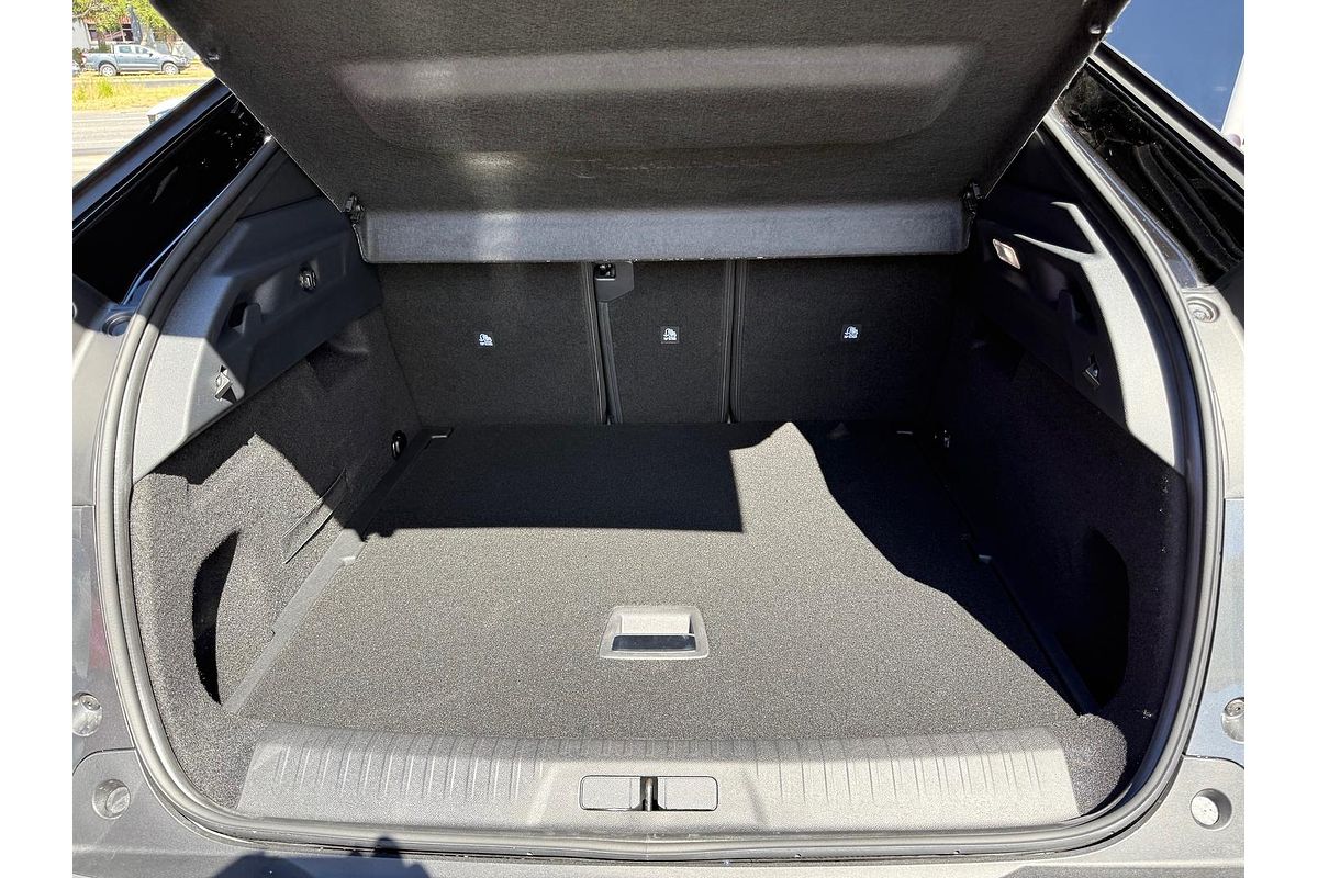2025 Peugeot 3008 GT Premium Hybrid P64