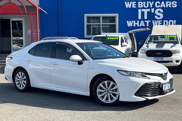 2018 Toyota Camry Ascent AXVH71R