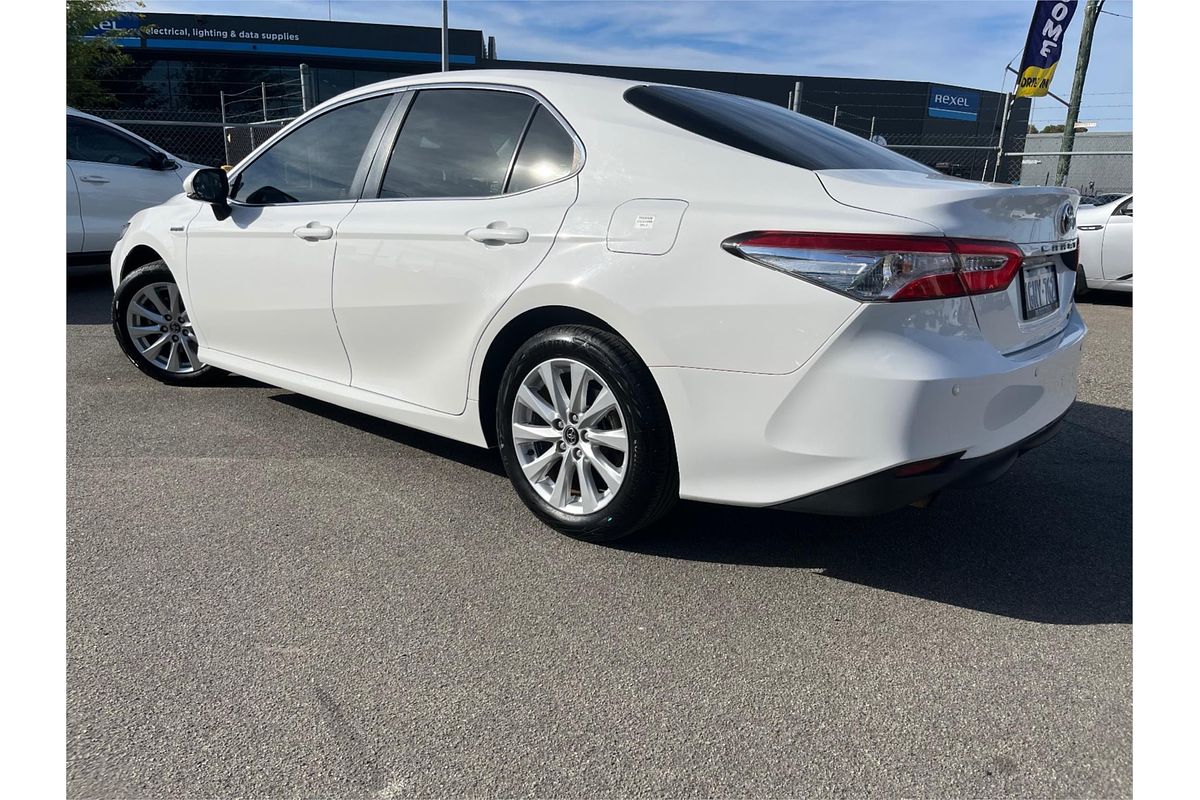 2018 Toyota Camry Ascent AXVH71R