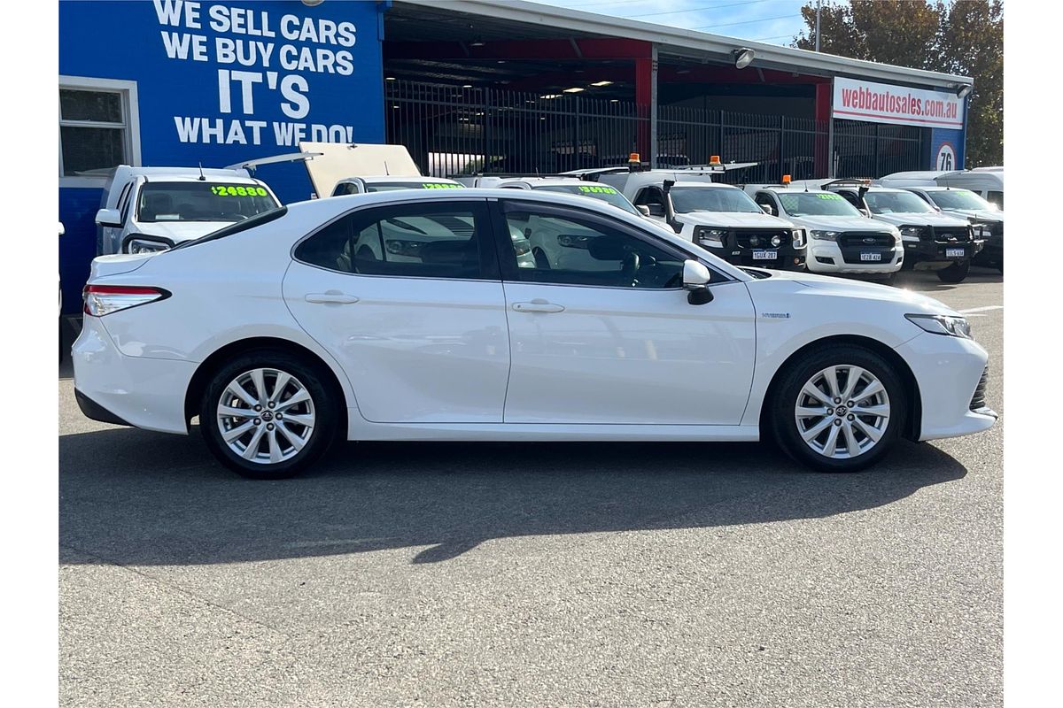 2018 Toyota Camry Ascent AXVH71R