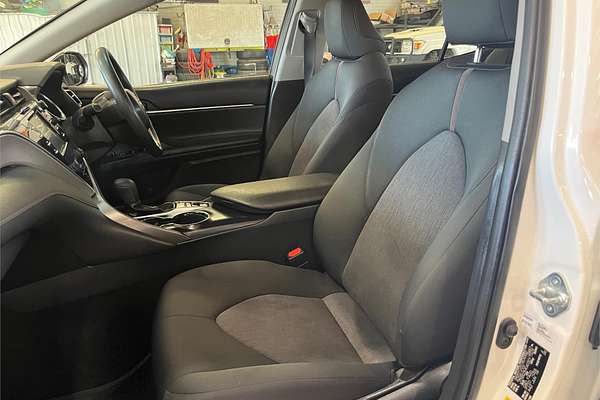 2018 Toyota Camry Ascent AXVH71R