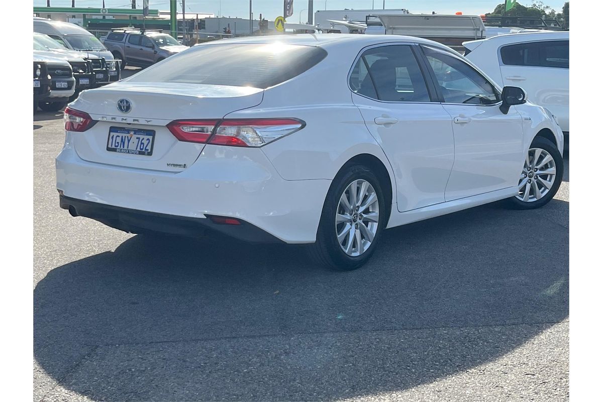 2018 Toyota Camry Ascent AXVH71R
