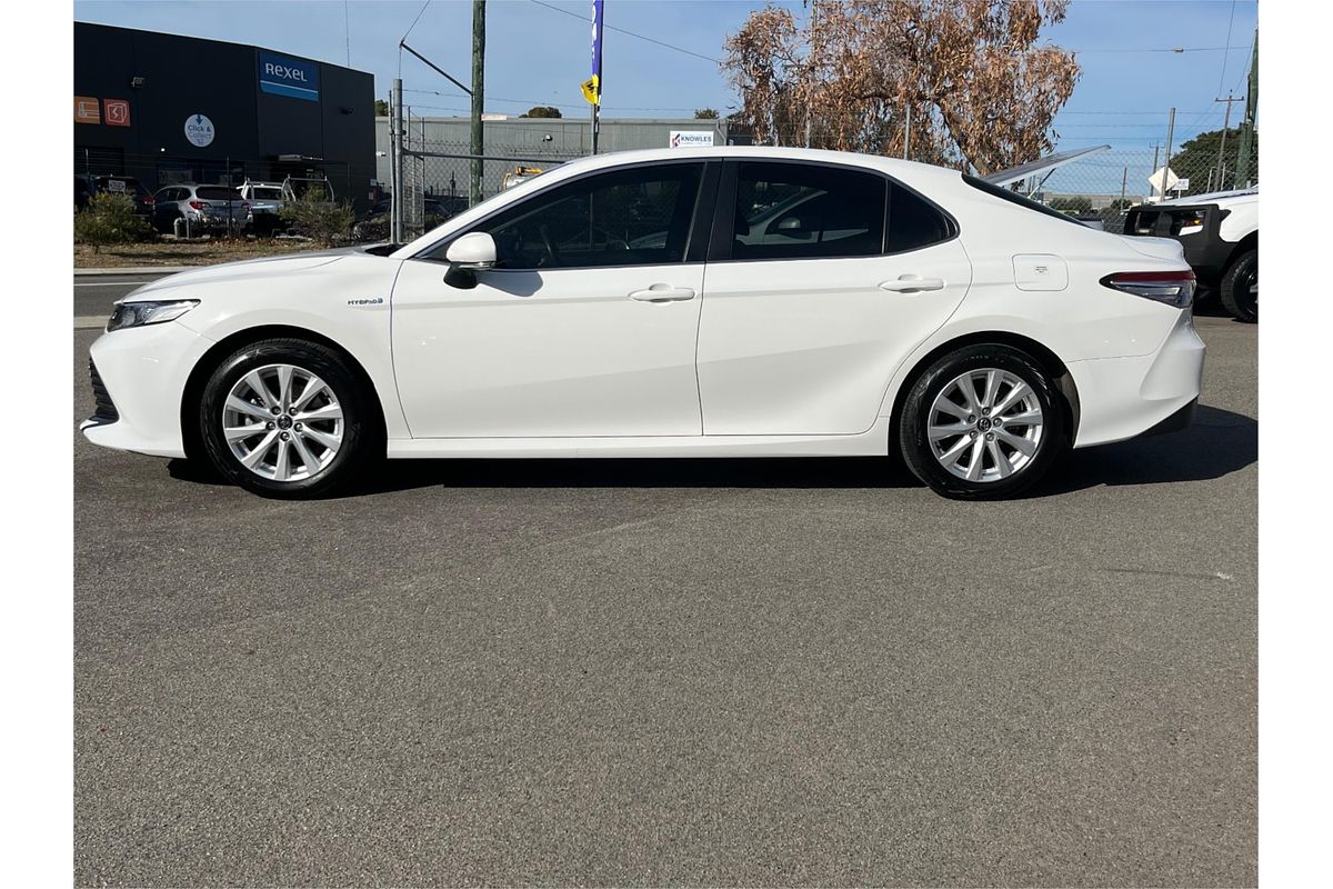 2018 Toyota Camry Ascent AXVH71R