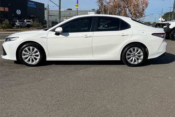 2018 Toyota Camry Ascent AXVH71R