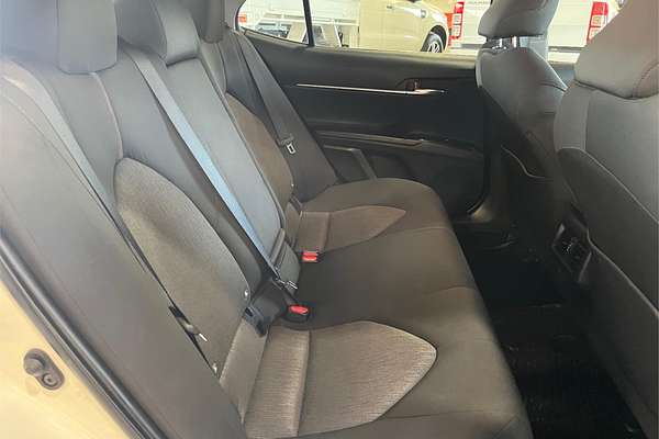 2018 Toyota Camry Ascent AXVH71R