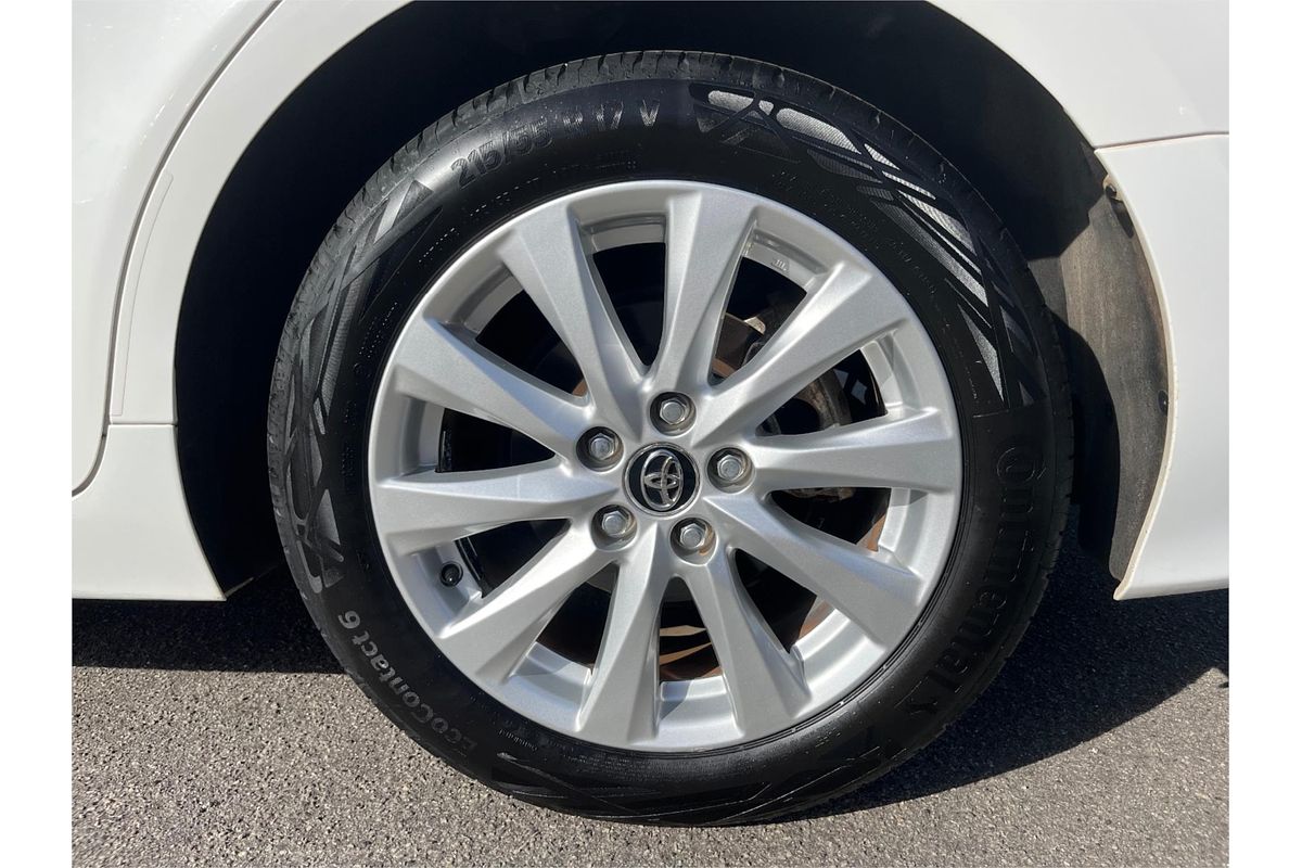 2018 Toyota Camry Ascent AXVH71R