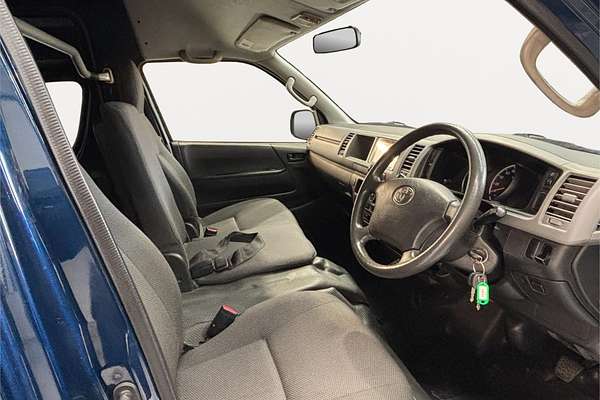 2013 Toyota Hiace Super Long High Roof DX 4WD