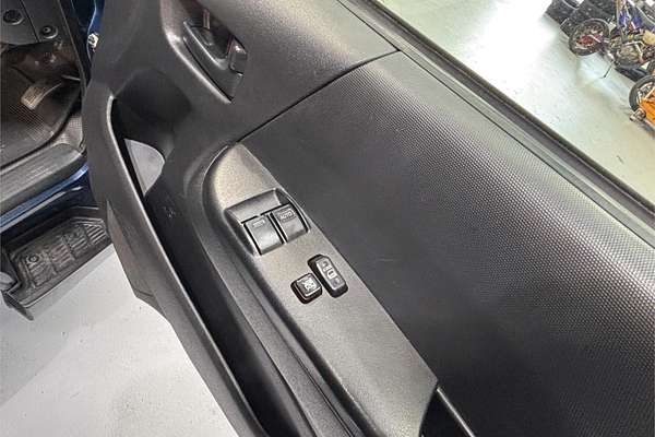 2013 Toyota Hiace Super Long High Roof DX 4WD