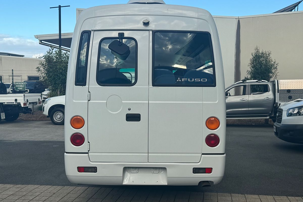2017 Mitsubishi ROSA DELUXE BE600