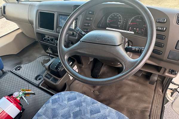 2017 Mitsubishi ROSA DELUXE BE600