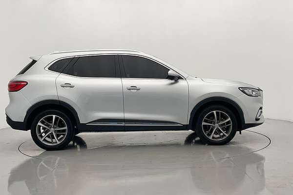 2022 MG HS Essence SAS23