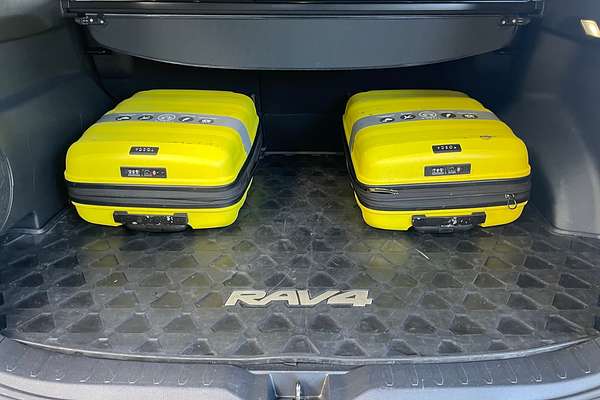 2022 Toyota RAV4 Cruiser AXAH52R