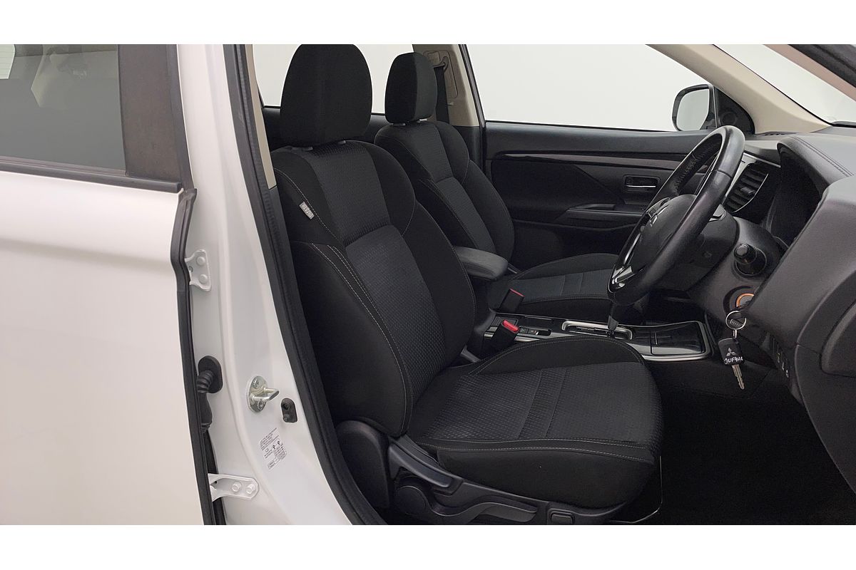 2021 Mitsubishi Outlander ES ZL