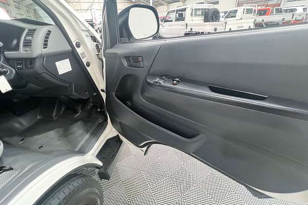 2008 Toyota Hiace Commuter TRH223R