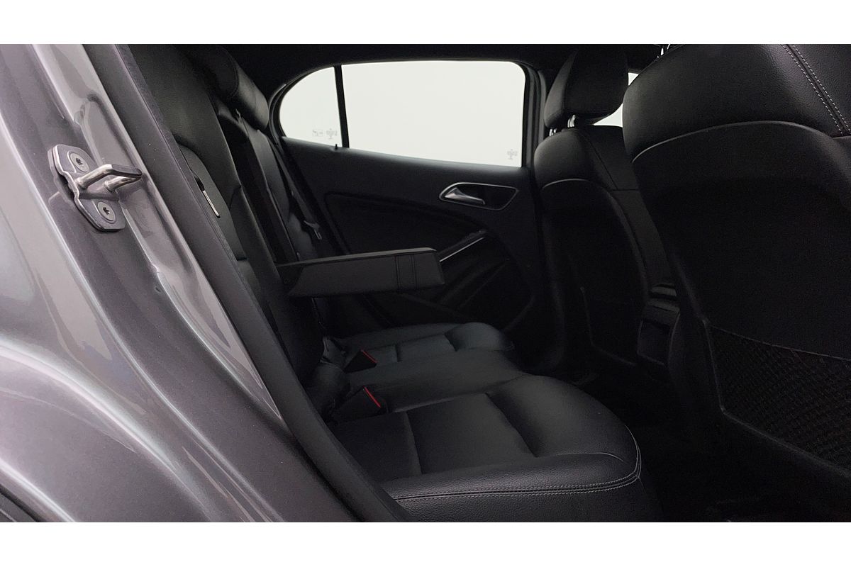 2018 Mercedes-Benz GLA-Class GLA180 X156
