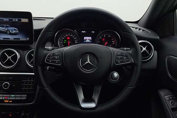 2018 Mercedes-Benz GLA-Class GLA180 X156