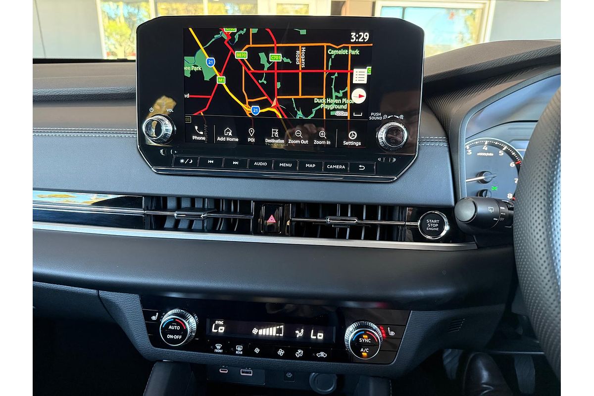 2024 Mitsubishi Outlander Black Edition ZM