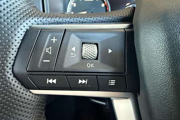 2024 Mitsubishi Outlander Black Edition ZM