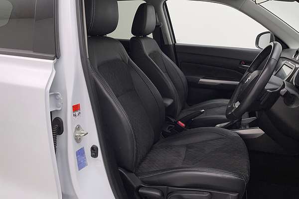 2022 Suzuki Vitara Turbo LY Series II