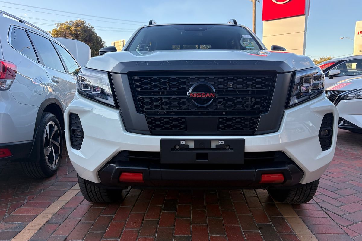 2025 Nissan Navara PRO-4X D23 4X4