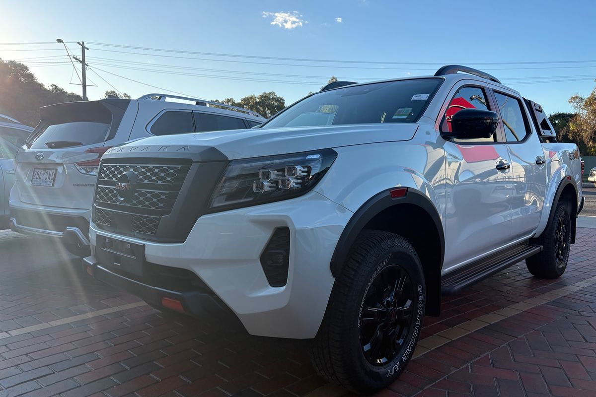 2025 Nissan Navara PRO-4X D23 4X4