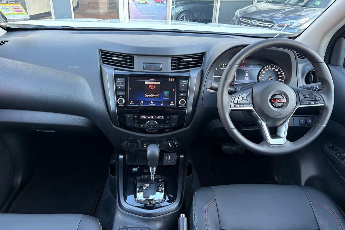 2025 Nissan Navara PRO-4X D23 4X4