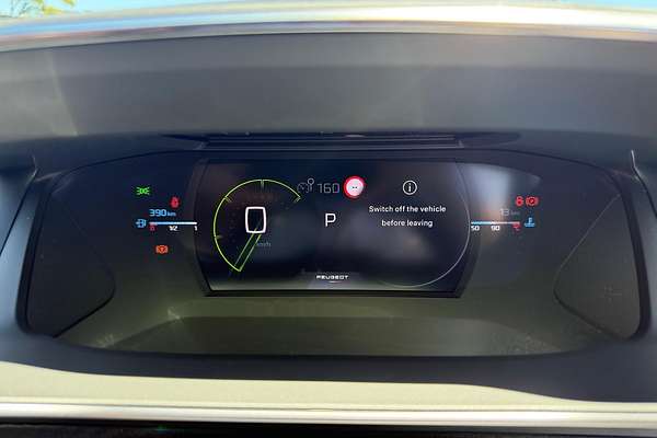 2025 Peugeot 2008 GT Hybrid P24