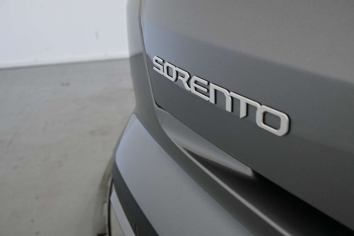 2022 Kia Sorento Sport MQ4