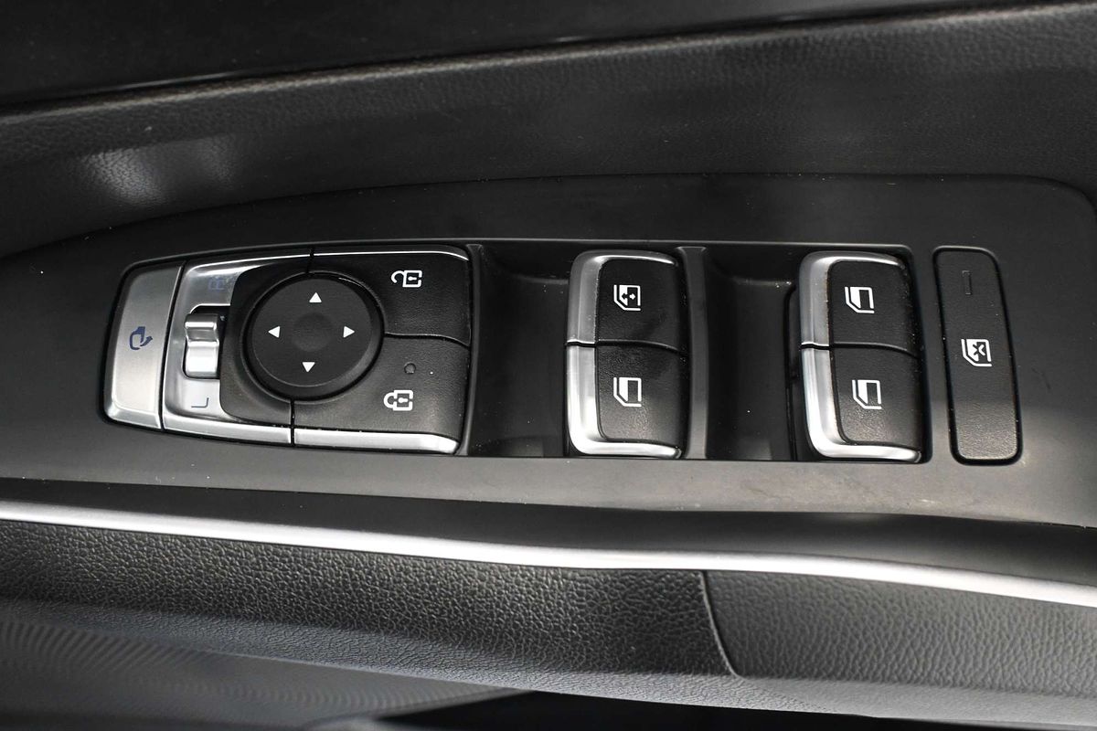 2022 Kia Sorento Sport MQ4