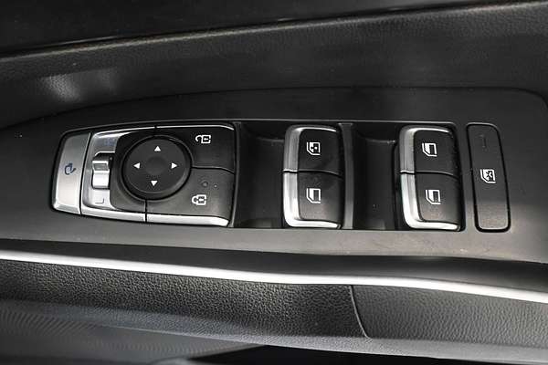 2022 Kia Sorento Sport MQ4
