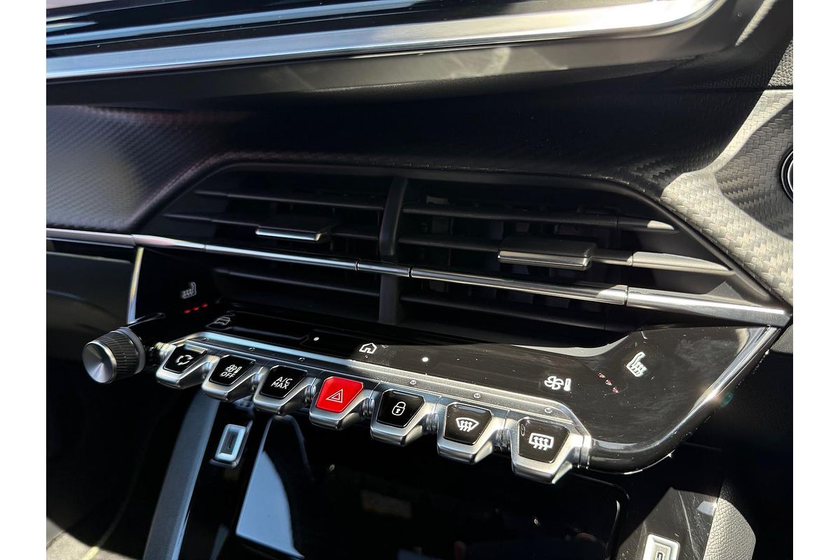 2025 Peugeot 2008 GT Hybrid P24