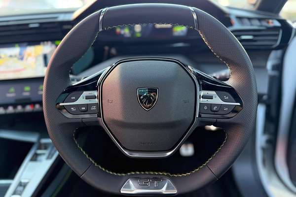 2025 Peugeot 308 GT Hybrid P51