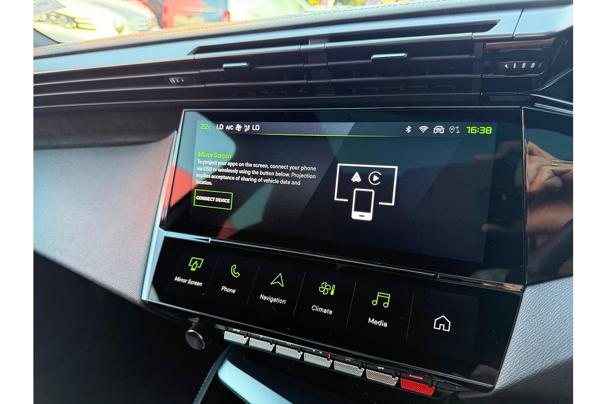 2025 Peugeot 308 GT Hybrid P51