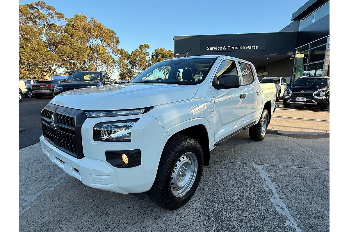 2024 Mitsubishi Triton GLX MV 4X4