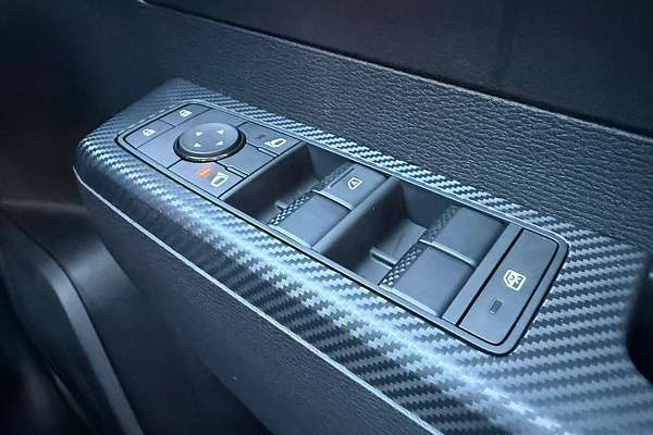 2024 Mitsubishi Triton GLX MV 4X4