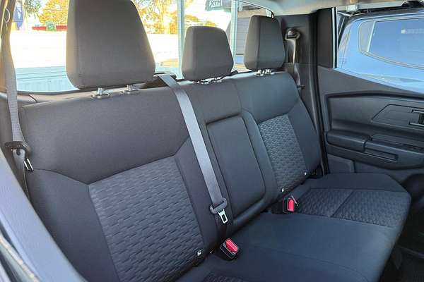 2024 Mitsubishi Triton GLX MV 4X4