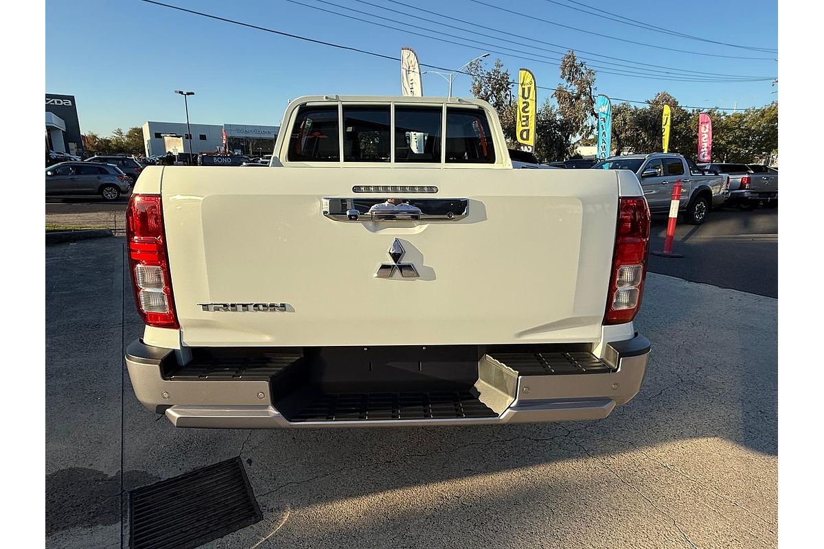 2024 Mitsubishi Triton GLX MV 4X4