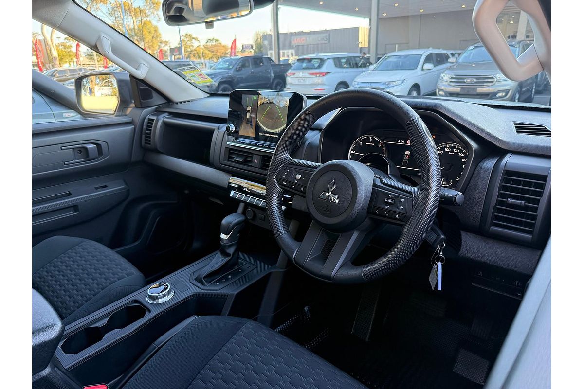 2024 Mitsubishi Triton GLX MV 4X4